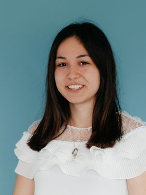 Iveta Stefanova Iveta Stefanova